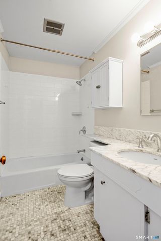 1452 Melville Avenue 1452, Fairfield, CT 06825