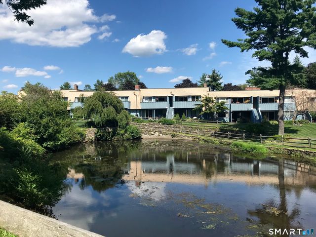 1452 Melville Avenue 1452, Fairfield, CT 06825