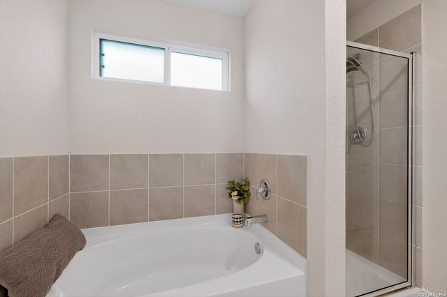 4807 Theralite Trail, San Antonio, TX 78253