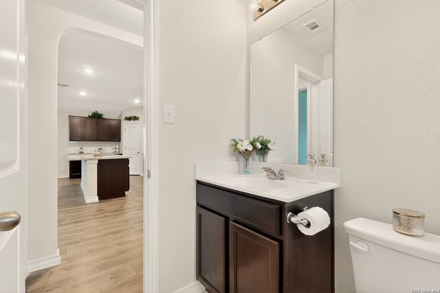 4807 Theralite Trail, San Antonio, TX 78253