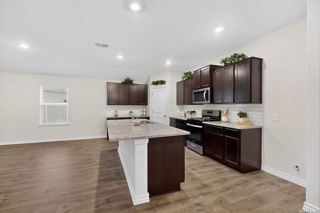 4807 Theralite Trail, San Antonio, TX 78253