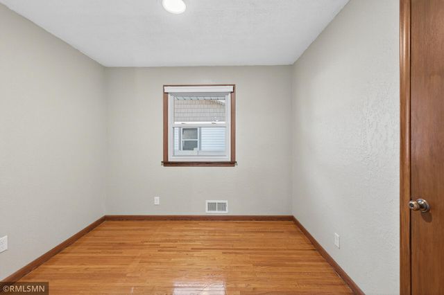 1846 7th Street, White Bear Lake, MN 55110