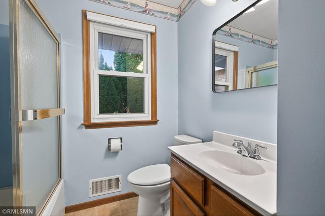 1846 7th Street, White Bear Lake, MN 55110