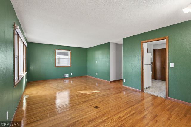 1846 7th Street, White Bear Lake, MN 55110