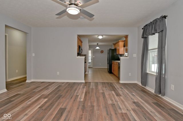 776 Sunvista Drive, Avon, IN 46123