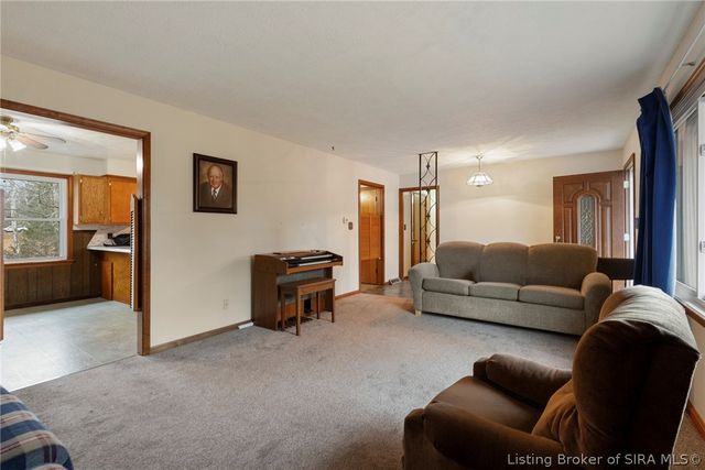 3801 Chapel Lane, New Albany, IN 47150