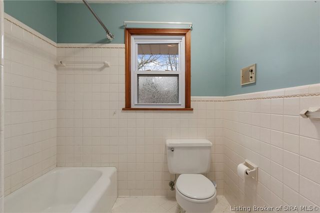 3801 Chapel Lane, New Albany, IN 47150