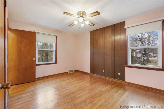 3801 Chapel Lane, New Albany, IN 47150