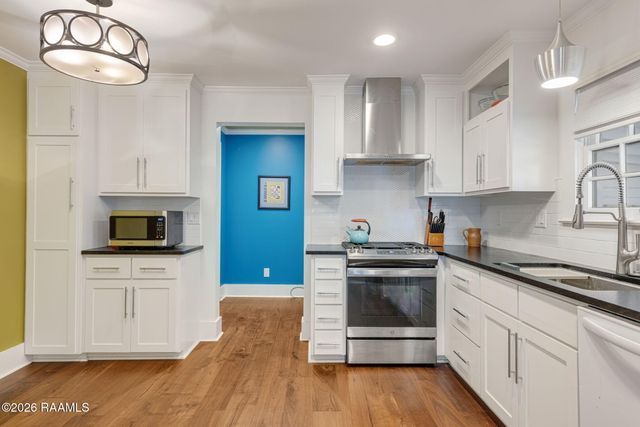 211 Oleander Street, Lafayette, LA 70506