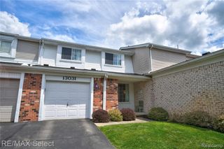 13031 Lockmoor Drive, Grand Blanc, MI 48439