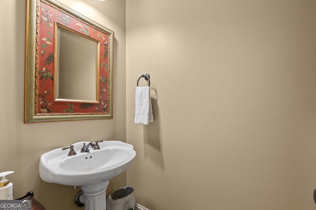 96 Fair View Drive, Clayton, GA 30525