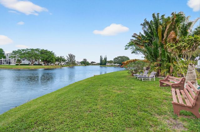 1121 Cambridge F, Deerfield Beach, FL 33442