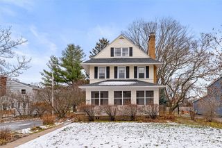 3242 Saint Paul Boulevard, Irondequoit, NY 14617