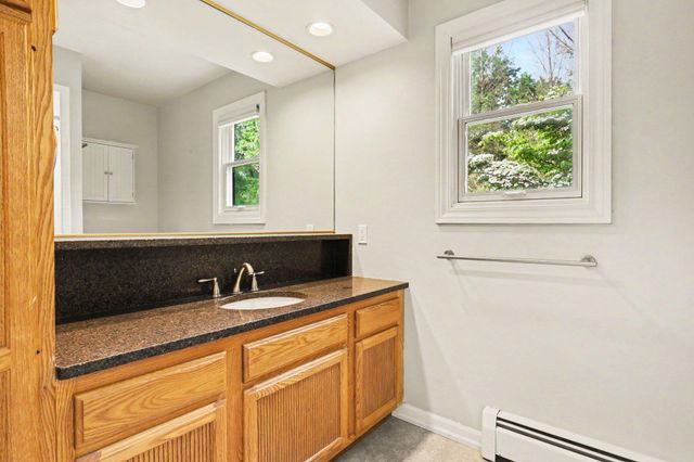 8735 Glen Nevis Road Ne, Ada Twp, MI 49301