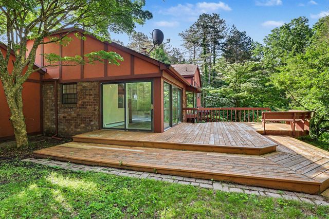 8735 Glen Nevis Road Ne, Ada Twp, MI 49301