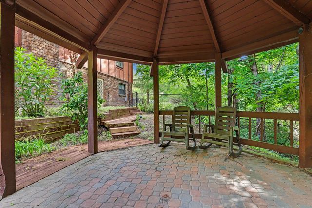 8735 Glen Nevis Road Ne, Ada Twp, MI 49301