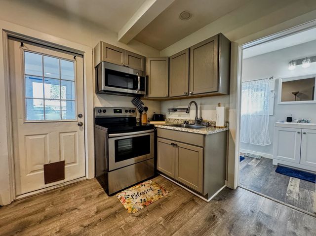 99 Coolidge Avenue, Bennington, VT 05201