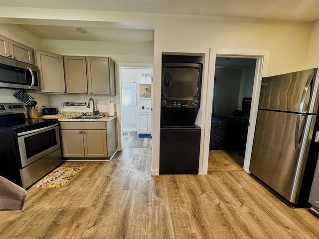 99 Coolidge Avenue, Bennington, VT 05201