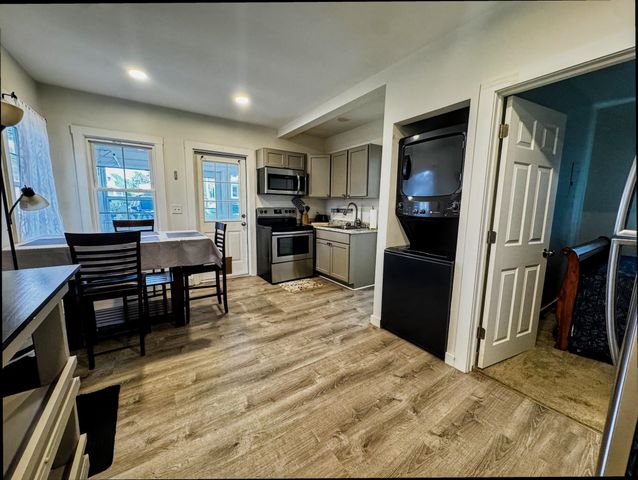 99 Coolidge Avenue, Bennington, VT 05201