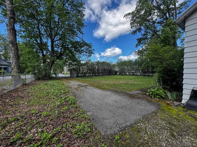 99 Coolidge Avenue, Bennington, VT 05201