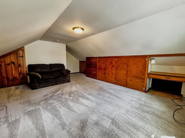99 Coolidge Avenue, Bennington, VT 05201