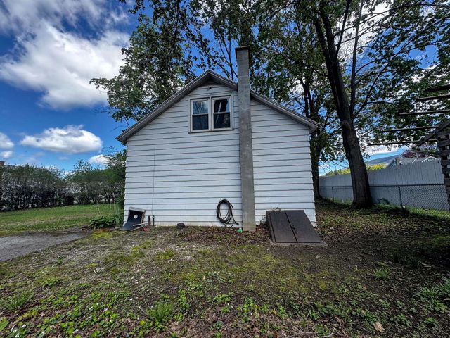 99 Coolidge Avenue, Bennington, VT 05201