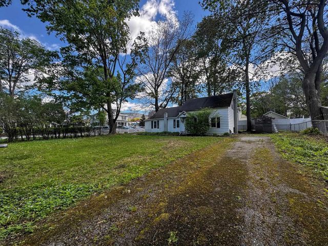 99 Coolidge Avenue, Bennington, VT 05201