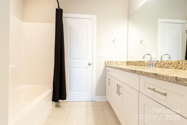 2180 Moss Meadow Lane, Denver, NC 28037