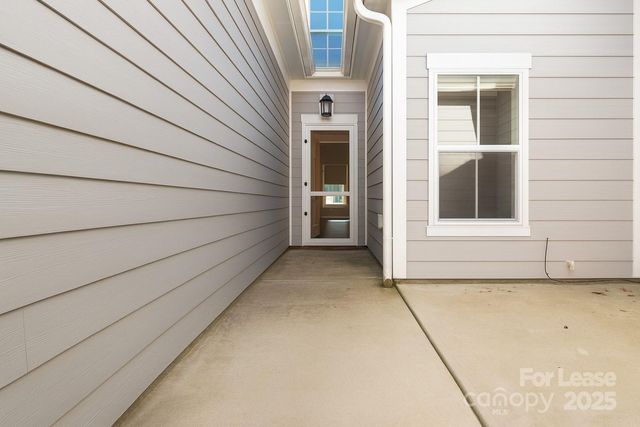 2180 Moss Meadow Lane, Denver, NC 28037