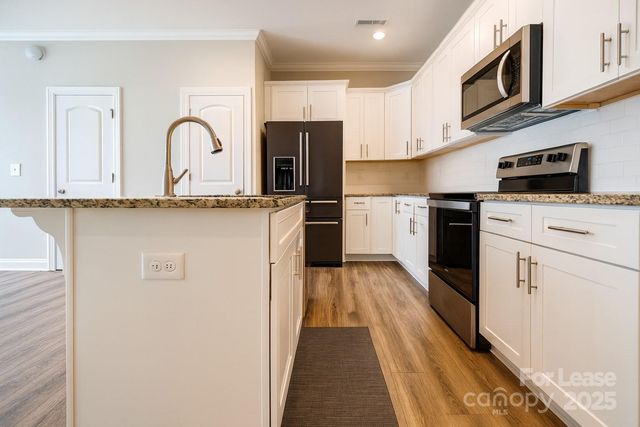 2180 Moss Meadow Lane, Denver, NC 28037