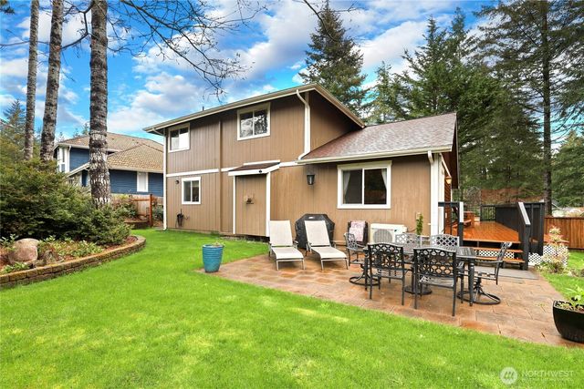 21 E Michelle Court, Union, WA 98592