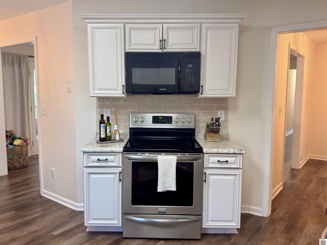 1351 S Friendship Rd, Paducah, KY 42001