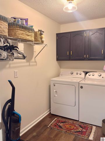 1351 S Friendship Rd, Paducah, KY 42001