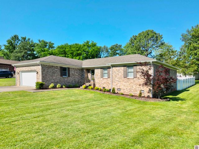1351 S Friendship Rd, Paducah, KY 42001