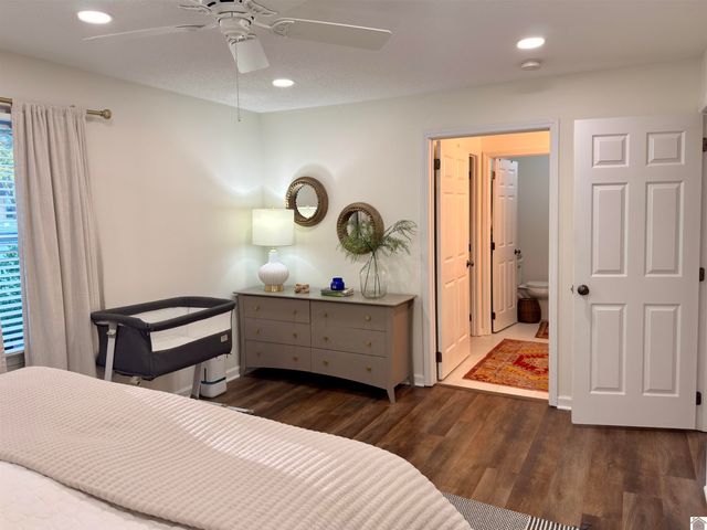1351 S Friendship Rd, Paducah, KY 42001
