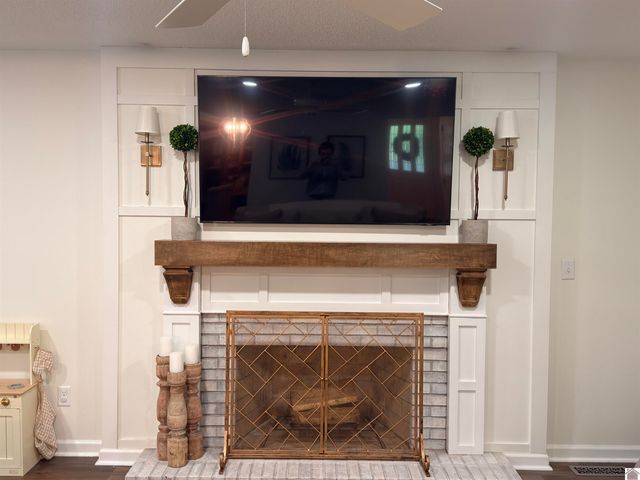 1351 S Friendship Rd, Paducah, KY 42001
