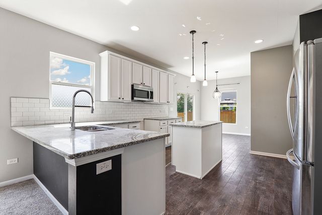 26457 W Old Farm Trail, Channahon, IL 60410