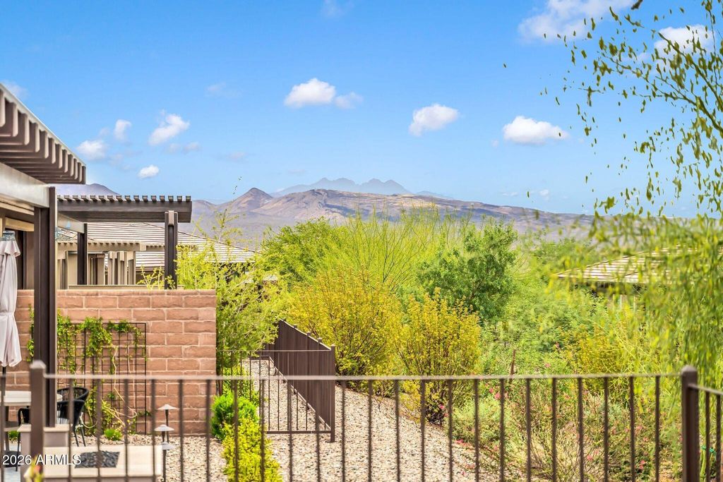 Image 28 of property listing at 18221 E SPRING VALLEY Court, Rio Verde, AZ 85263