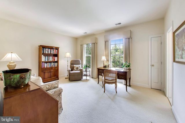 8011 SUMMER MILL CT, Bethesda, MD 20817