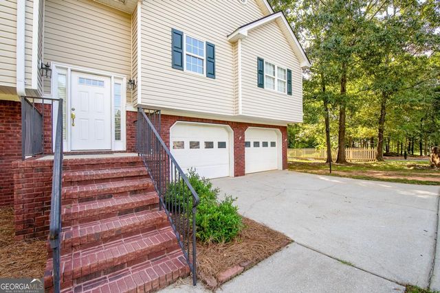 544 Academy Woods Drive, Jefferson, GA 30549