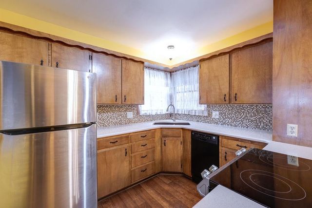 1115 Mound St, Winfield, KS 67156