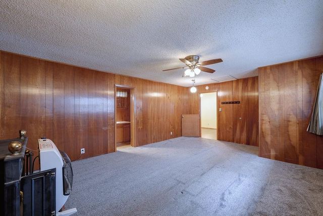 1115 Mound St, Winfield, KS 67156