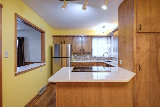 1115 Mound St, Winfield, KS 67156