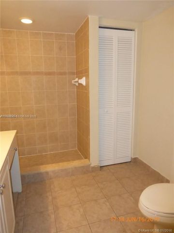 529 E Sheridan St 1071, Dania Beach, FL 33004