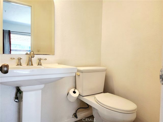 3733 N Harbor 53, Fullerton, CA 92835