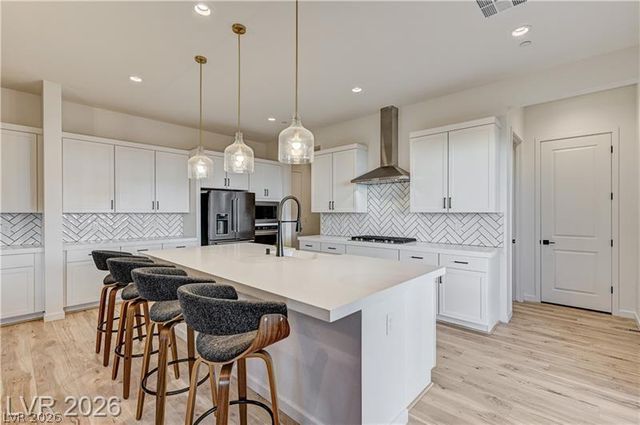 10136 Sequoia Glen Avenue, Las Vegas, NV 89166