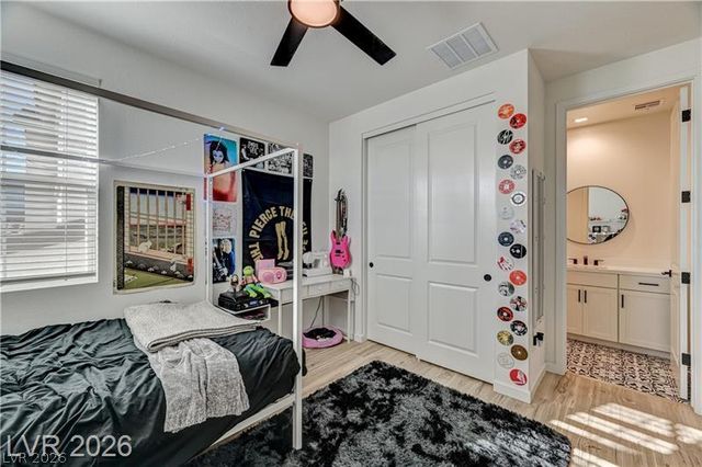 10136 Sequoia Glen Avenue, Las Vegas, NV 89166