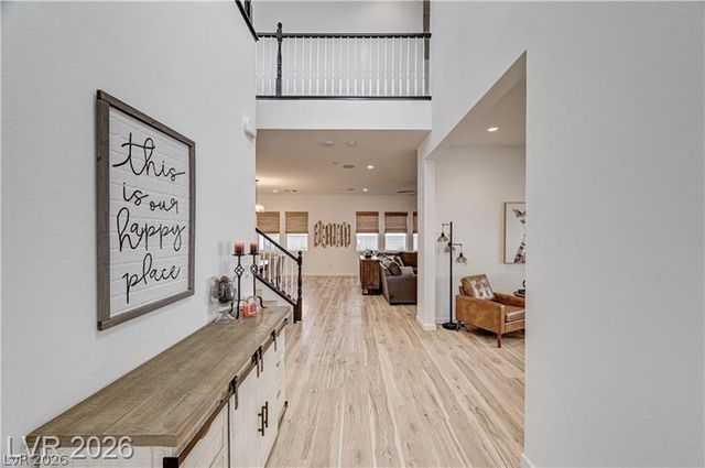 10136 Sequoia Glen Avenue, Las Vegas, NV 89166