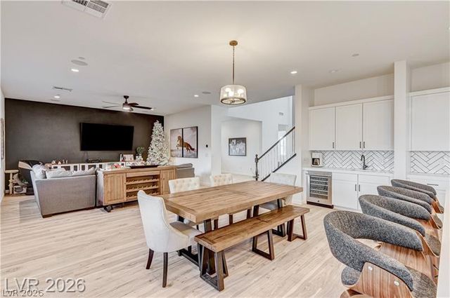 10136 Sequoia Glen Avenue, Las Vegas, NV 89166