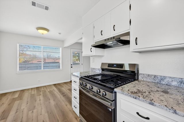 701 Hillside Drive, Sherman, TX 75090